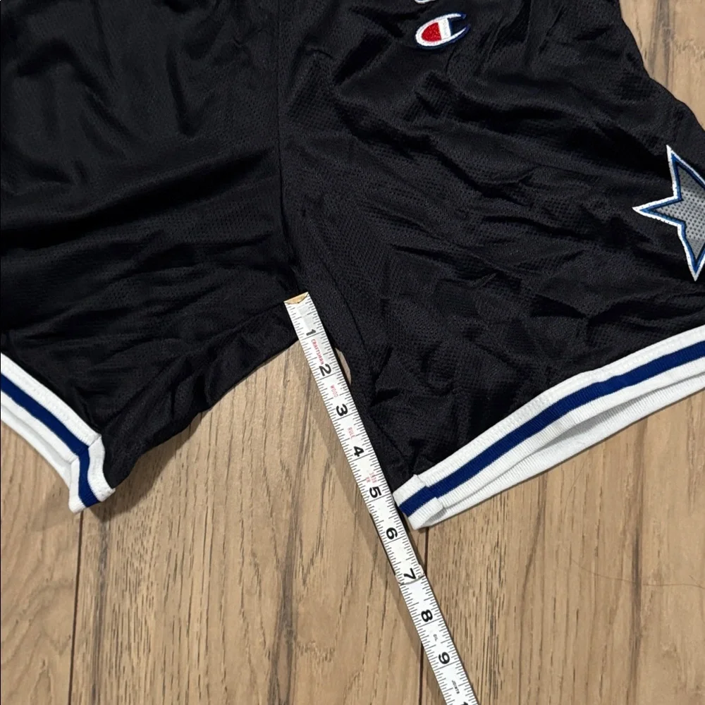 Vintage Champion Orlando Magic Shaquille O'Neal #32 Jersey (L) and Shorts (XL)